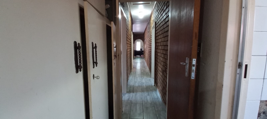 4 Bedroom Property for Sale in Elandia North West